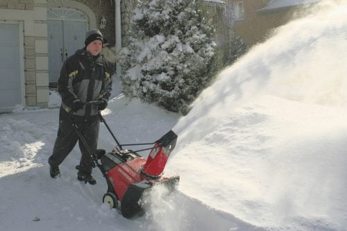 snowblower-driveway