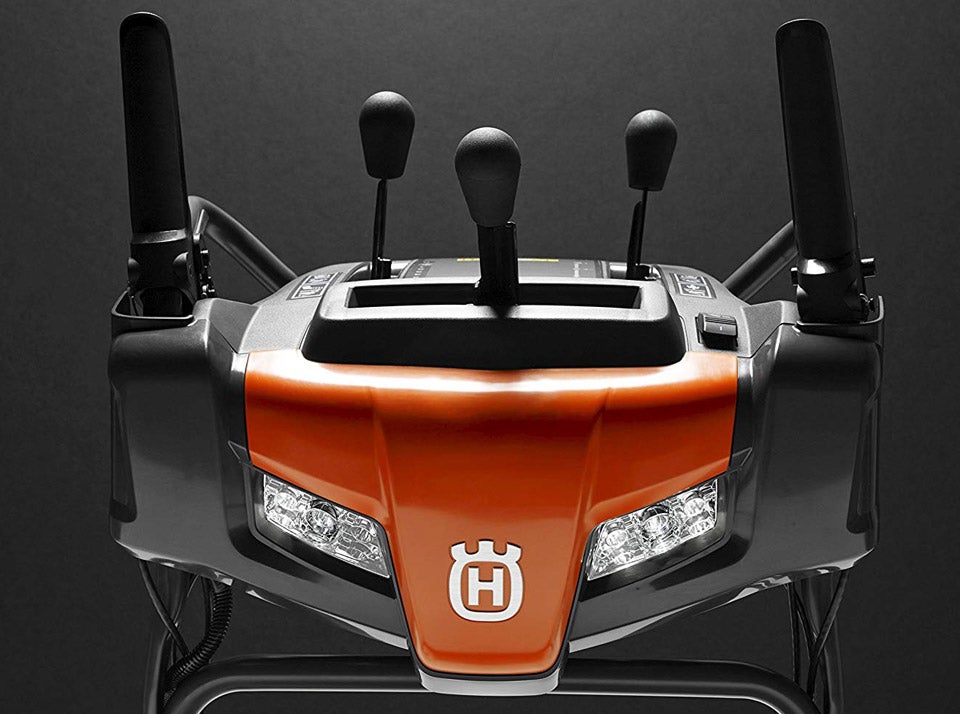 Husqvarna ST230P Review DEV