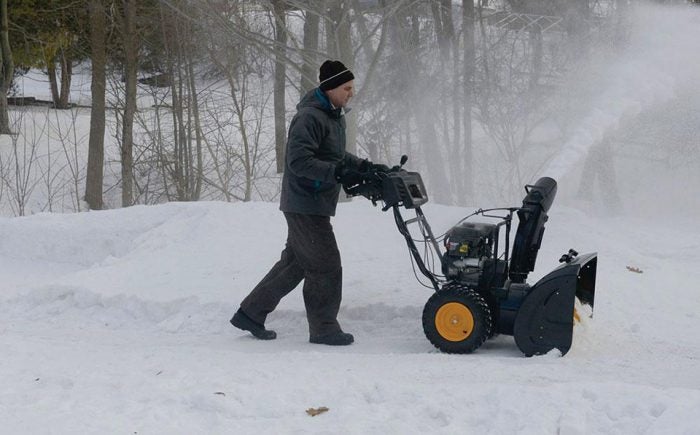 poulan pro 27 snowblower action