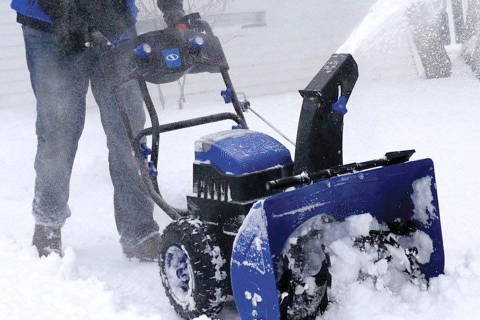 snow joe snowblower buyer's guide